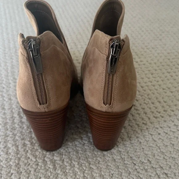 Vince Tan Ankle Booties - Picture 6 of 7